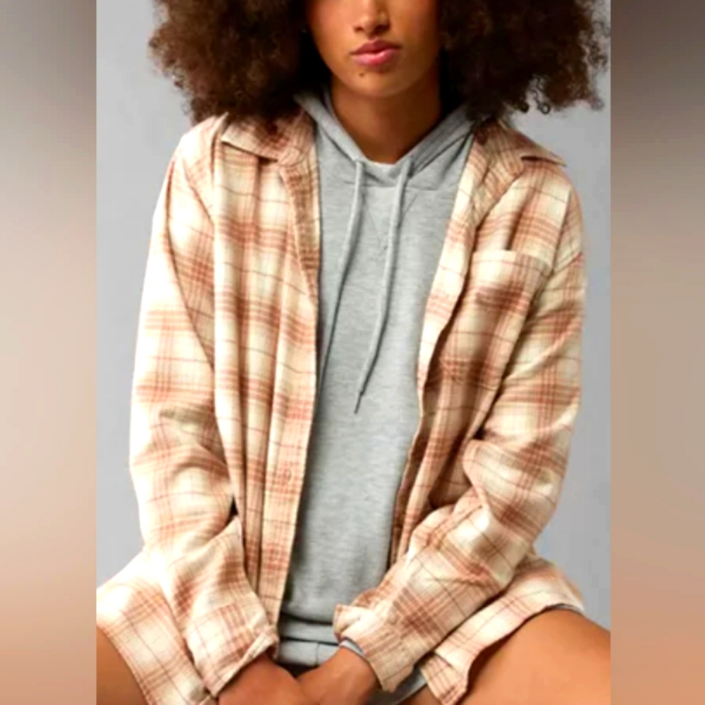 AE Long Sleeve Plaid Shirt